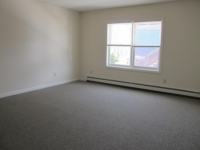 Building Photo - 213 Prospect St