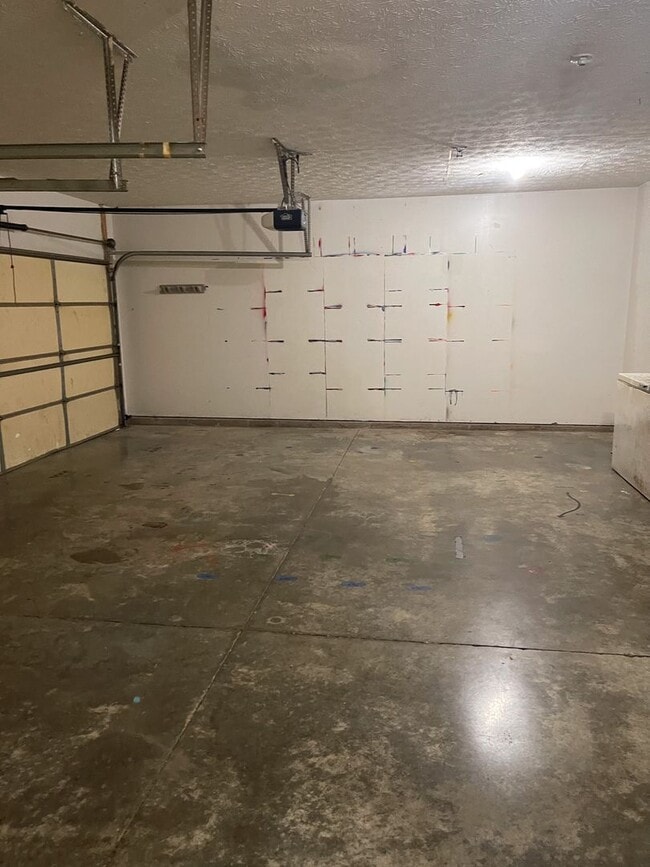 Building Photo - 3350 Edison Dr