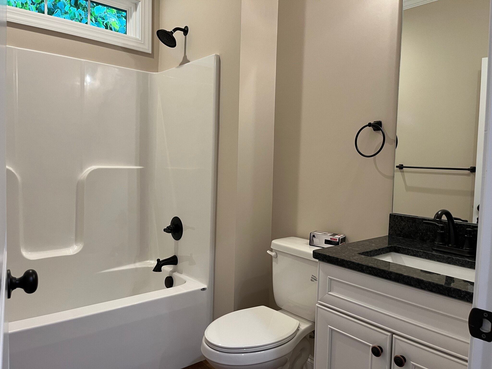 Building Photo - 3006 Vicksburg Rd