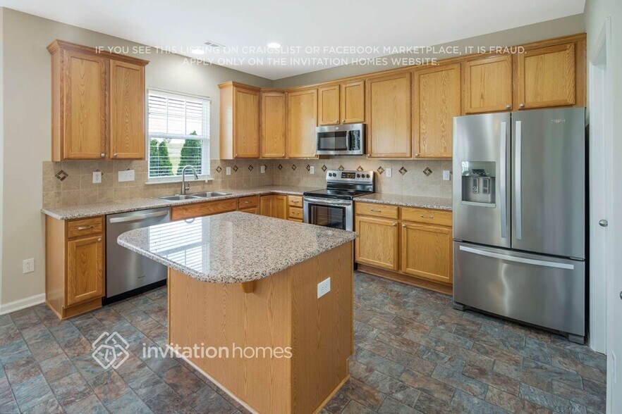 Building Photo - 3639 Grove Creek Pond Dr SW