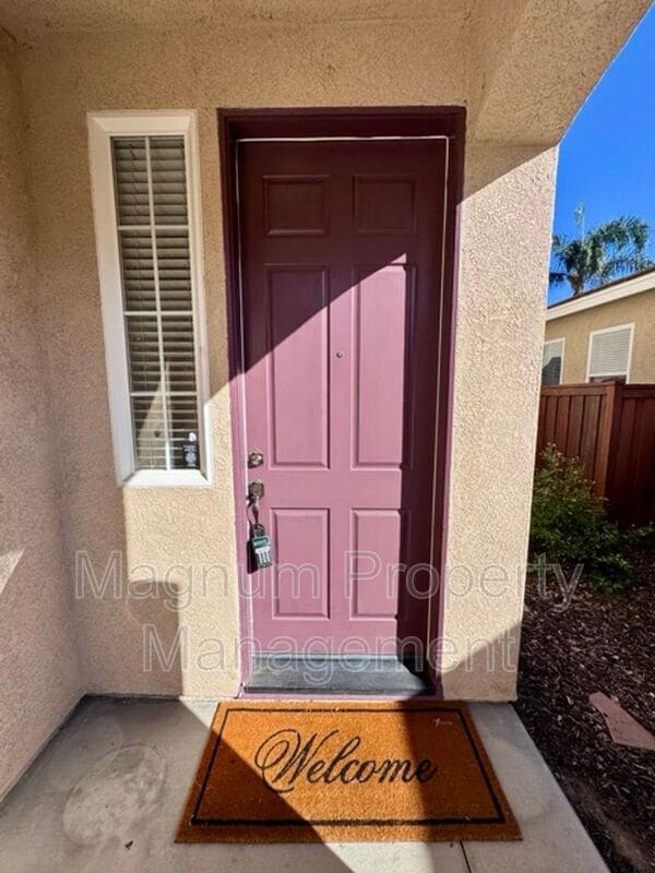 Building Photo - 30906 Crystalaire Dr