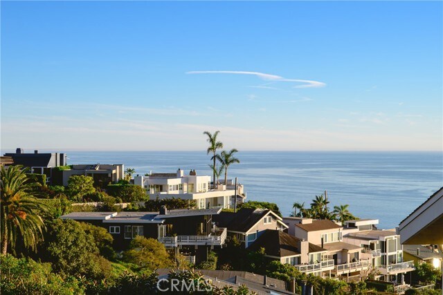 Building Photo - 883 Katella St