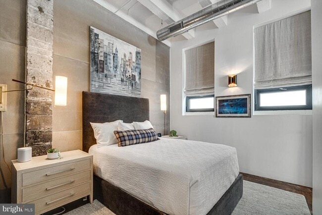 Building Photo - 1413 Swann St NW