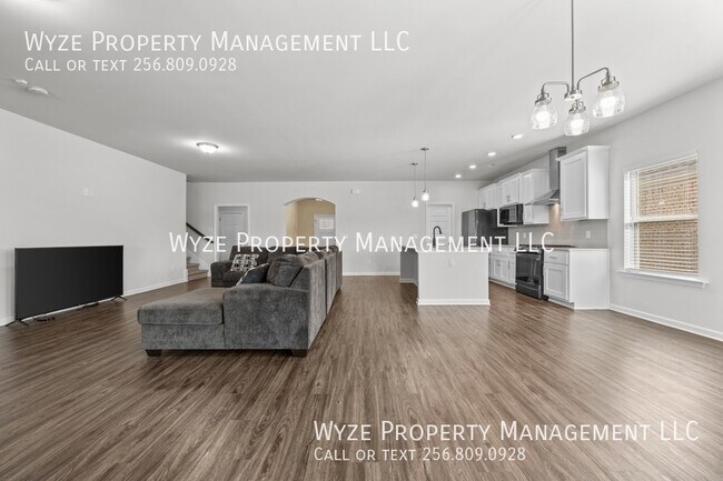 Building Photo - 283 Shubert Dr