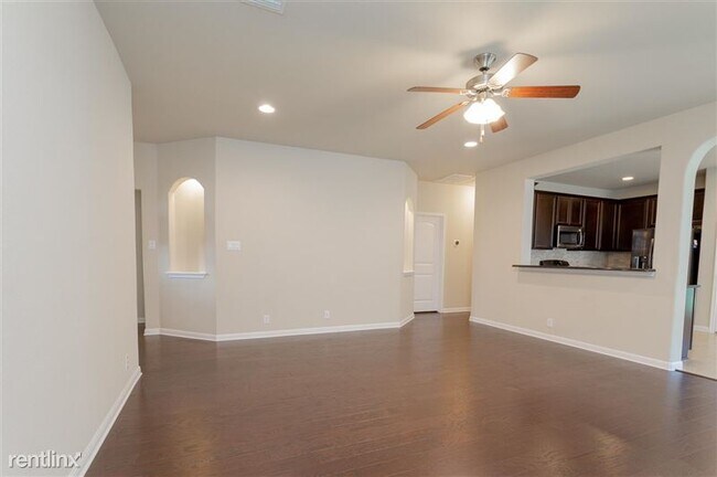 Building Photo - 11604 Yeadon Way