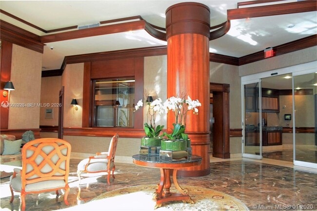 Building Photo - 20185 E Country Club Dr