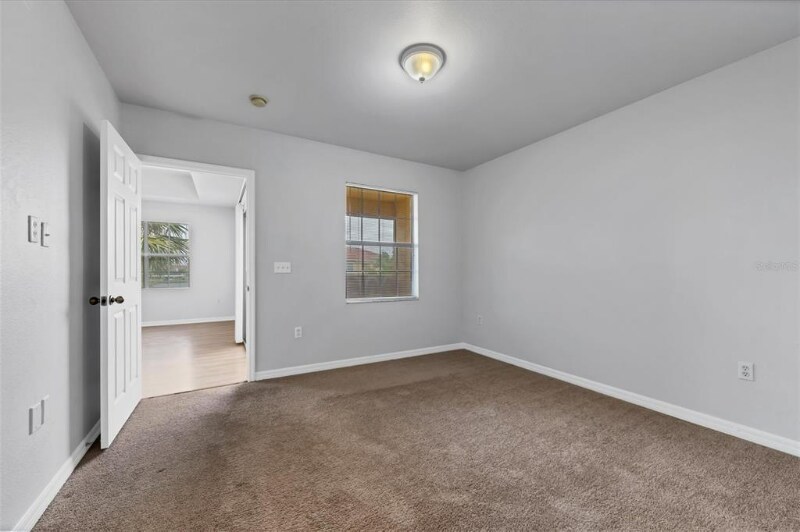 Building Photo - 1010 Villagio Cir