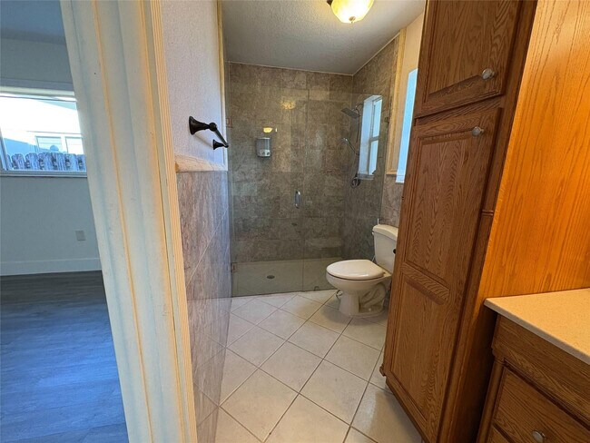 Building Photo - 9310 NW 26th St