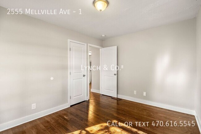 Building Photo - 2555 Mellville Ave