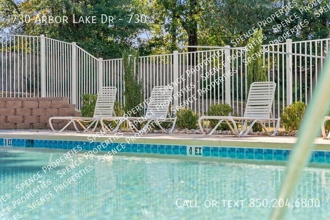 Building Photo - 730 Arbor Lake Dr