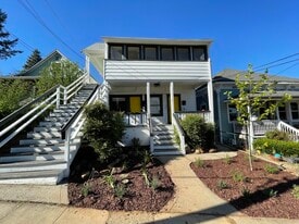 Building Photo - 418 W Main St