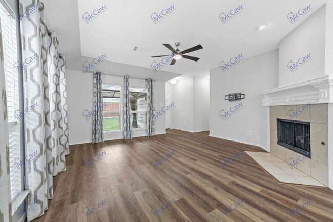 Building Photo - 9709 Hedge Bell Dr