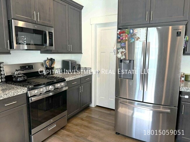 Building Photo - 4710 Breezy Patch Rd