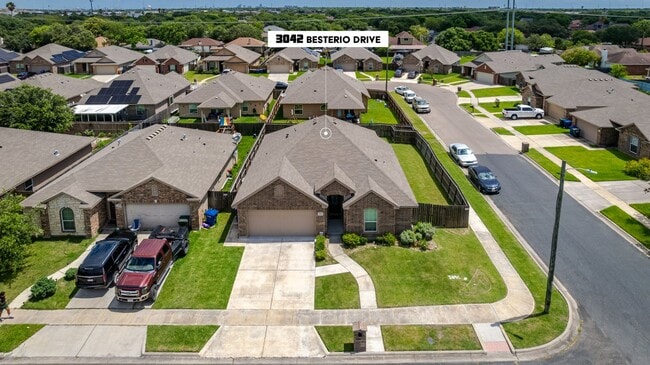 Building Photo - 3042 Besterio Dr