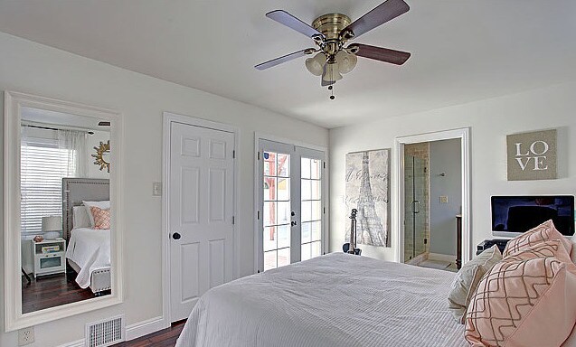 Master Bedroom with Ensuite Bathroom - 2315 S Cochran Ave