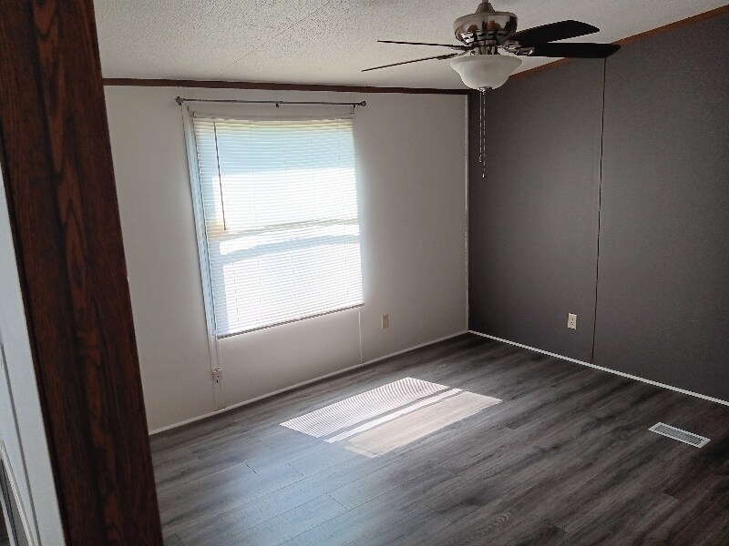 Building Photo - 248 Harmony Dr