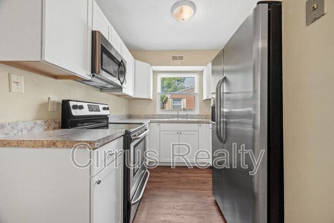 Building Photo - 49 Fulton St