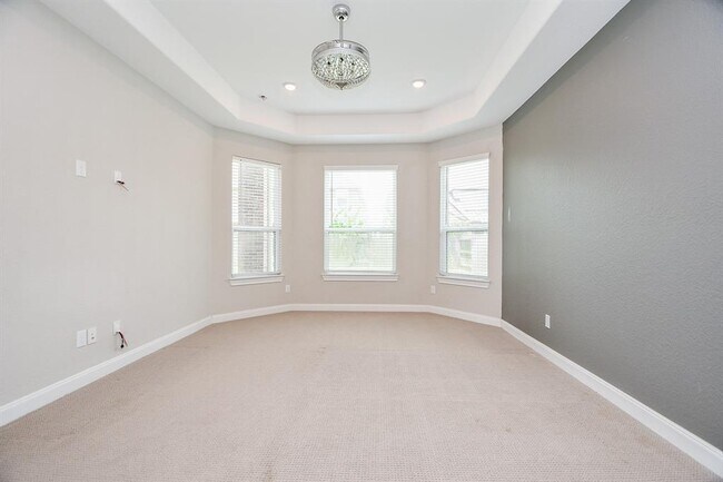 Building Photo - 4422 Sterling Heights Ln