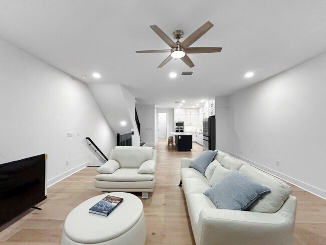 Building Photo - Luxury Coastal Townhome w/ Water Views + Resort Amenities – Seminole 3beds + 3bath