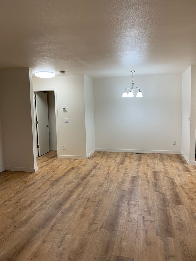 Building Photo - 8160 Williwa Ave