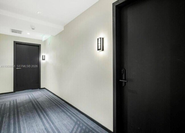 Building Photo - 398 NE 5th St