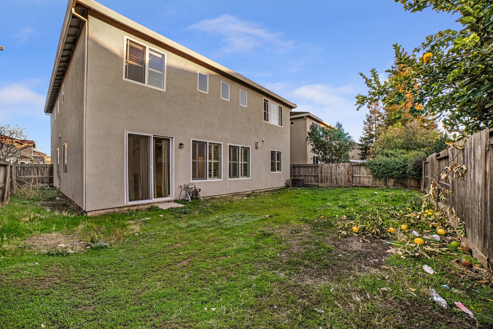 Building Photo - 10849 Brookfield Ave