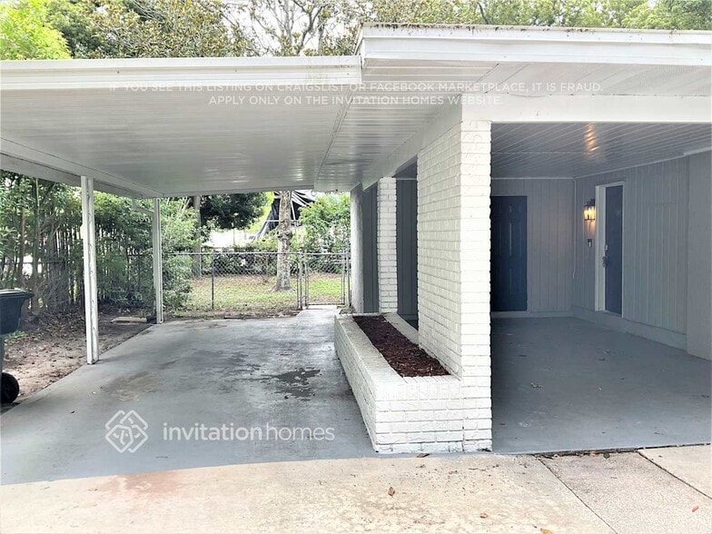 Building Photo - 711 Humber Ln