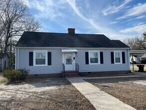 Building Photo - One Month Free Rent with 2 Year Lease! 3 B...