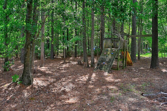 Building Photo - FOR RENT - Chesapeake in Bryant Farms / De...