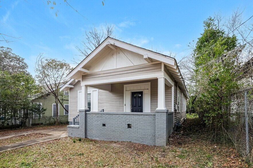 Building Photo - 2703 Peabody Ave