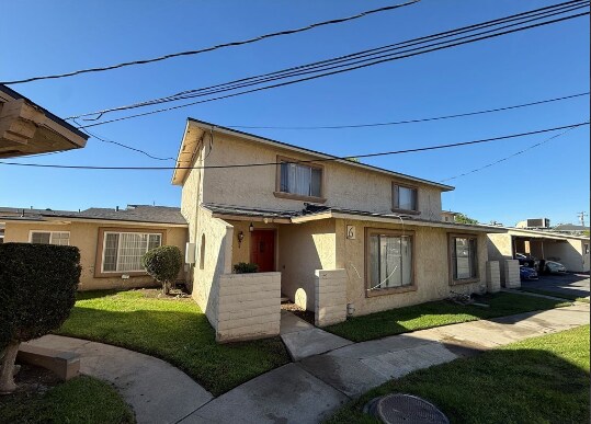 Building Photo - 3700 Mountain Ave N
