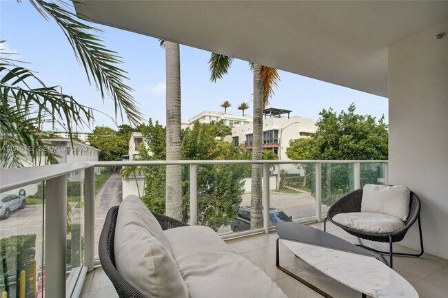 Building Photo - 1170 101st St