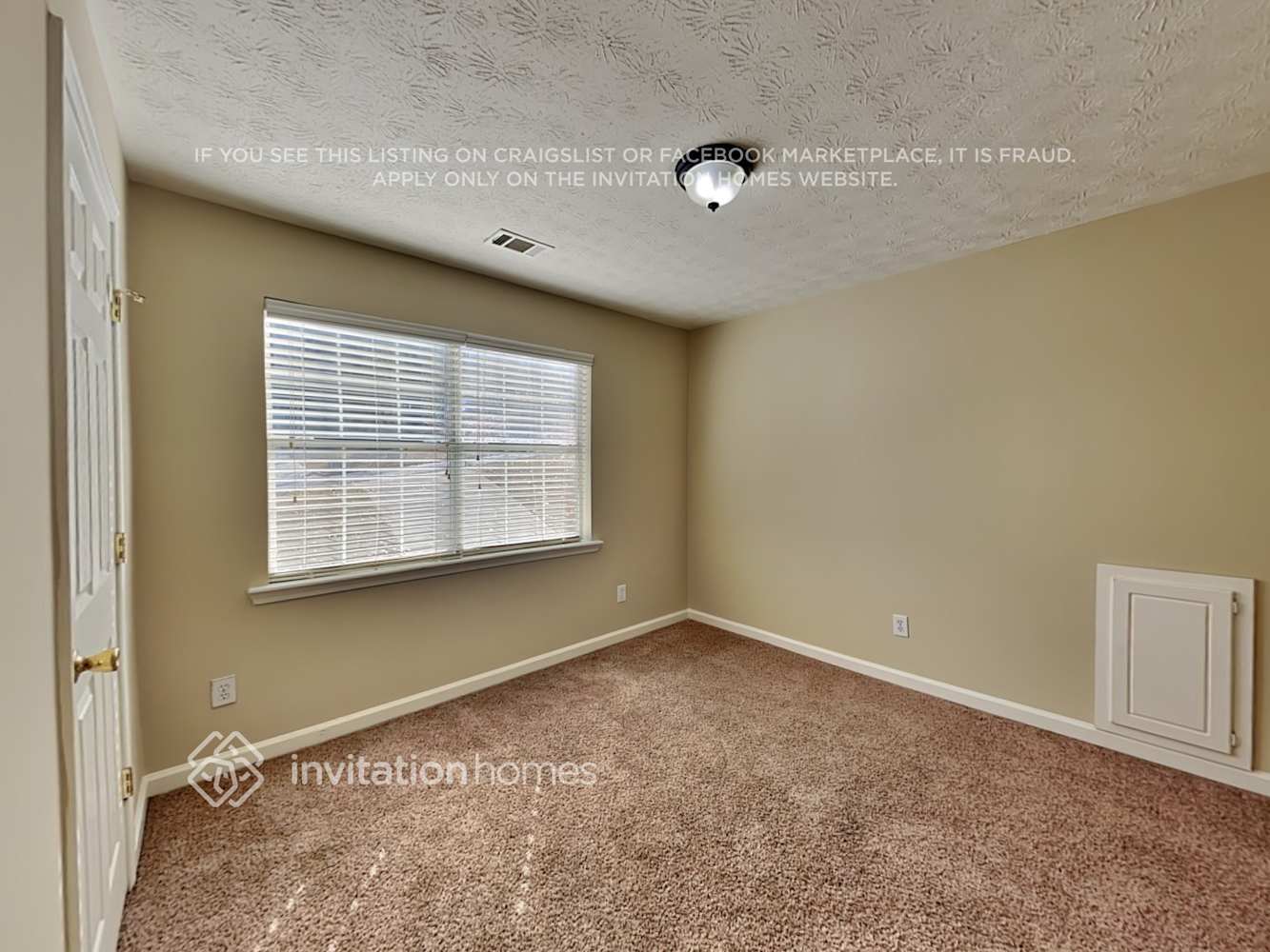 Building Photo - 1460 Timber Walk Dr SE