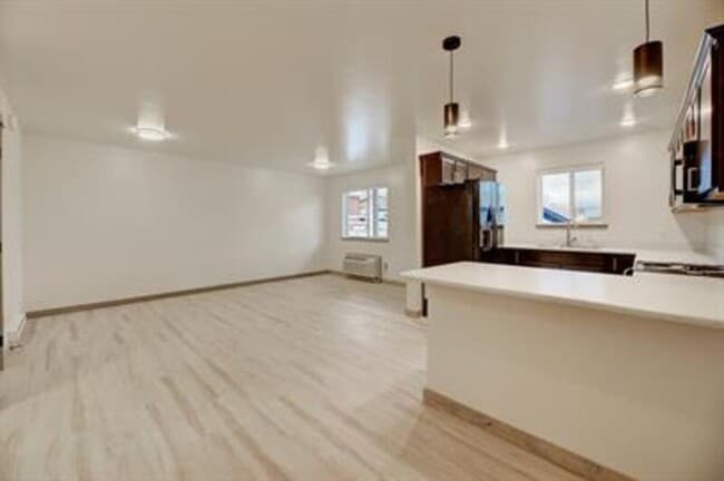 Building Photo - 3105 Cooney Dr