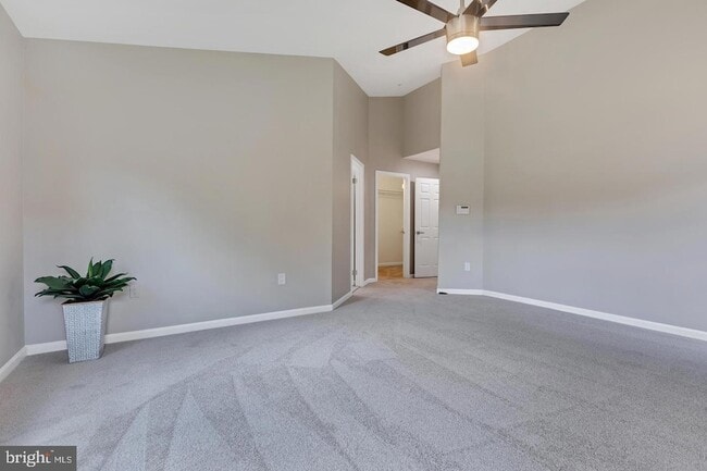 Building Photo - 16131 Parklawn Pl