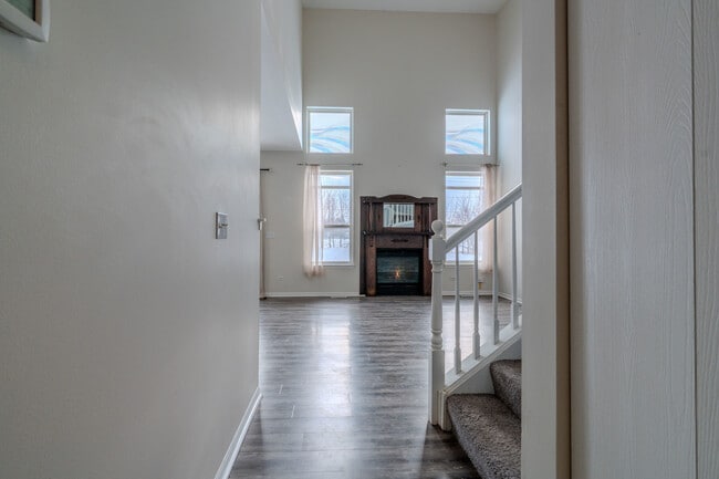 Building Photo - 1033 Key Largo Dr