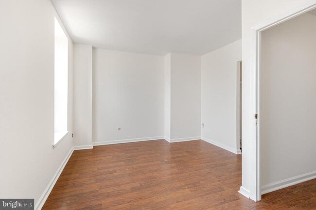 Building Photo - 3306 Haverford Ave