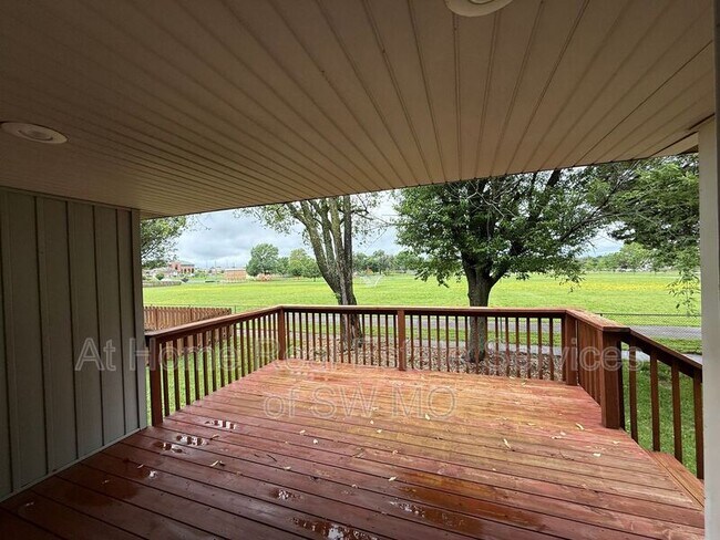 Building Photo - 4023 S Warmwater Ave