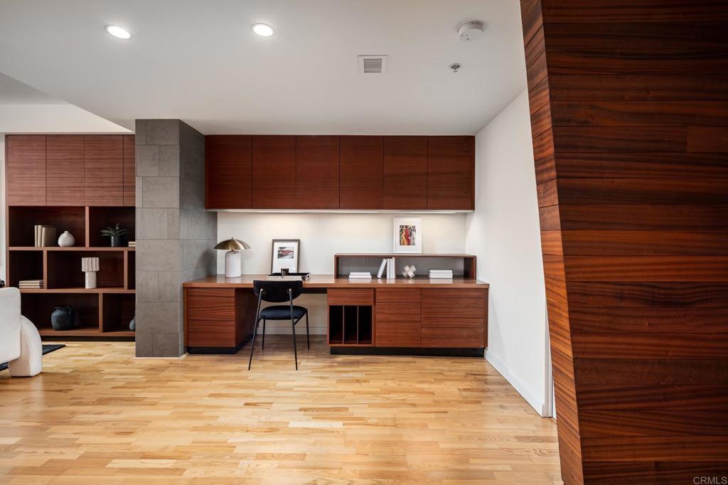 Building Photo - 1431 Pacific Hwy