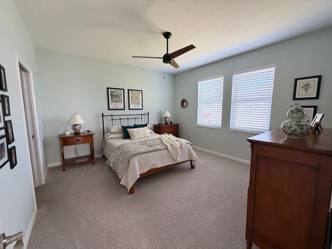 Building Photo - 6001 Fiore Dr