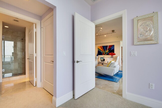 Building Photo - 5050 N Ocean Dr