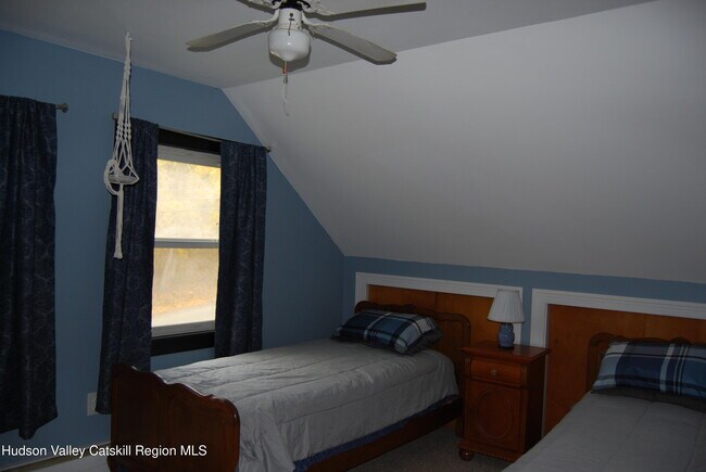 Building Photo - 7 Harmon Heights Rd