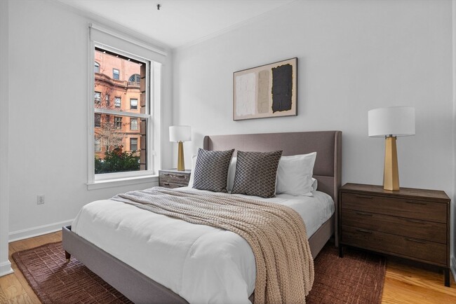 Building Photo - 416 Marlborough St
