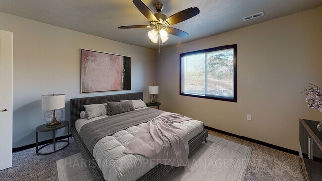 Building Photo - 2 BEDROOM TOWNHOME; PET FRIENDLY! INDIVIDUAL ENTRANCE; PRIVATE DECK