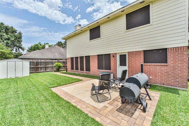 Building Photo - 7231 Brockington Dr