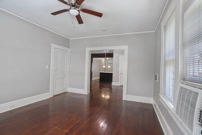 Building Photo - 3717 Audubon Pl