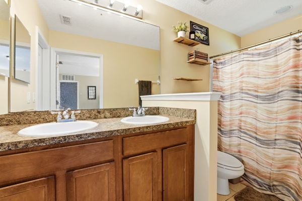 Building Photo - 45084 Ingleham Cir
