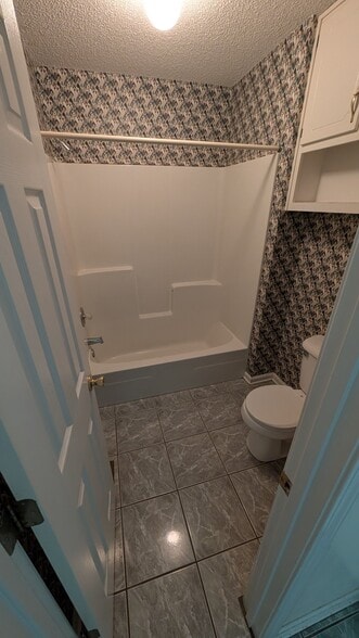 Building Photo - 64 Woodfield Pl