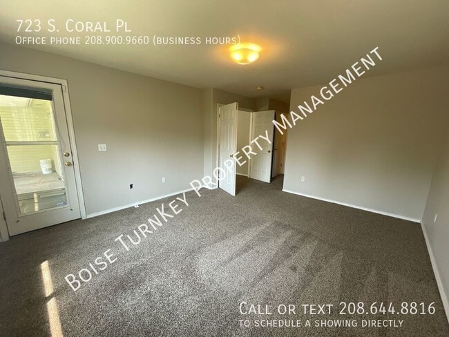 Building Photo - 723 S Coral Pl