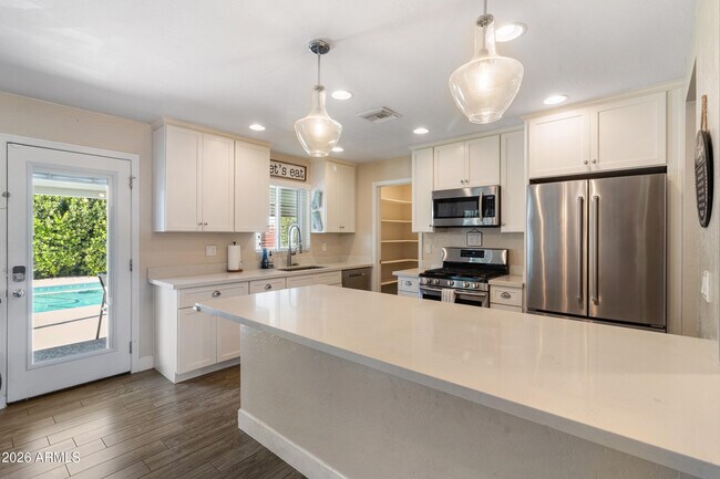 Building Photo - 4014 N 81st St